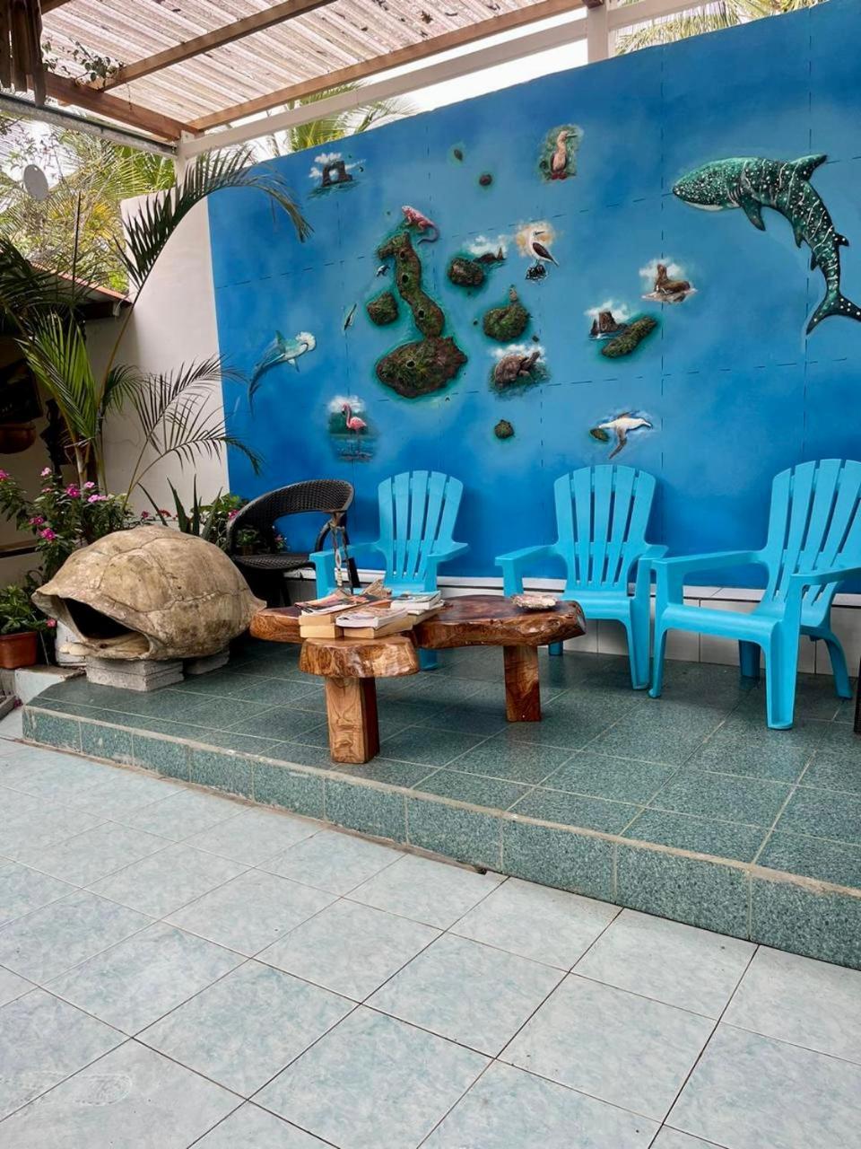 Nelyza'S Suites & Adventure Puerto Ayora  Luaran gambar
