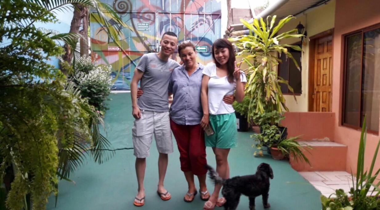 Nelyza'S Suites & Adventure Puerto Ayora  Luaran gambar